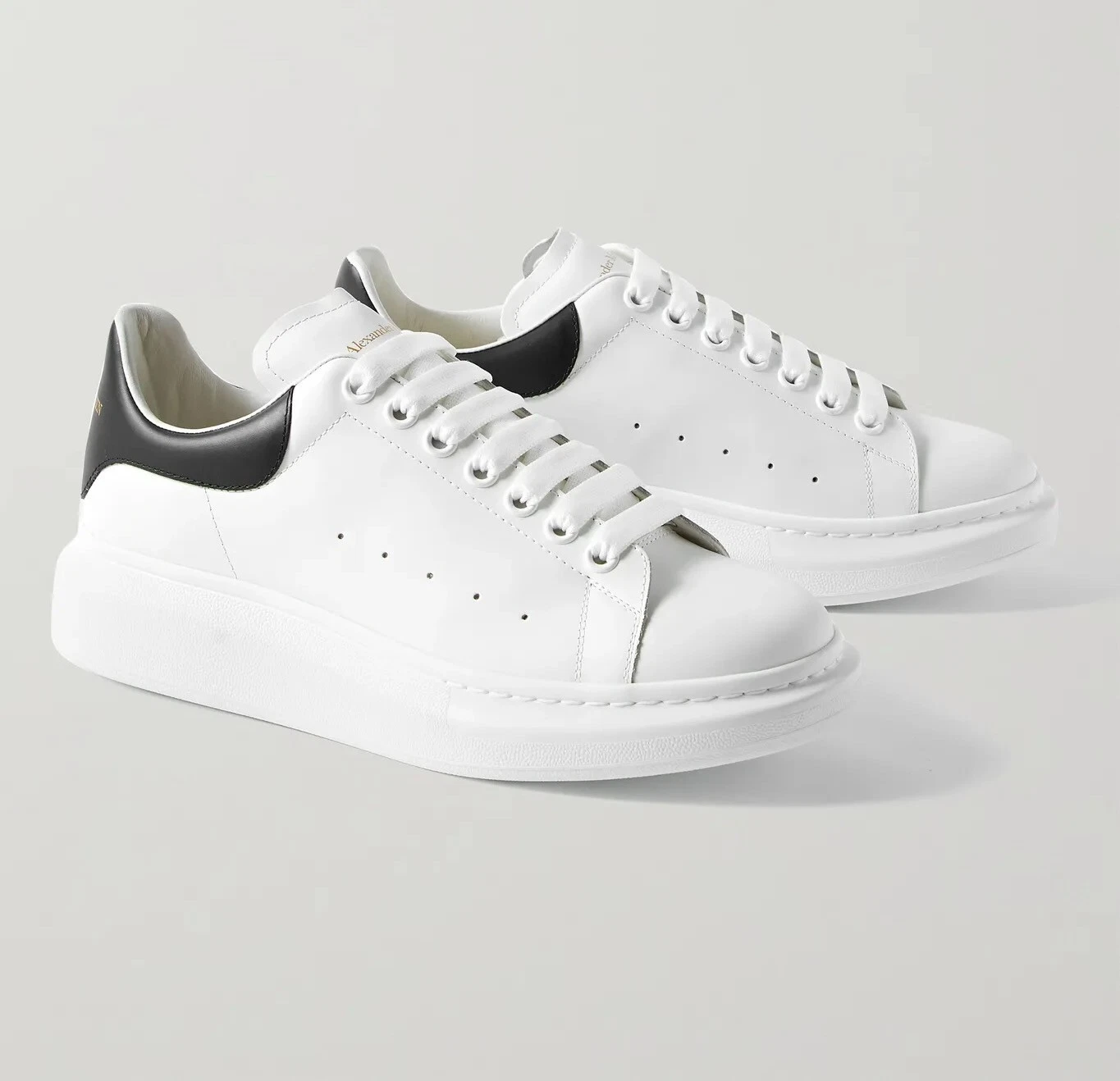 Alexander Mcqueen